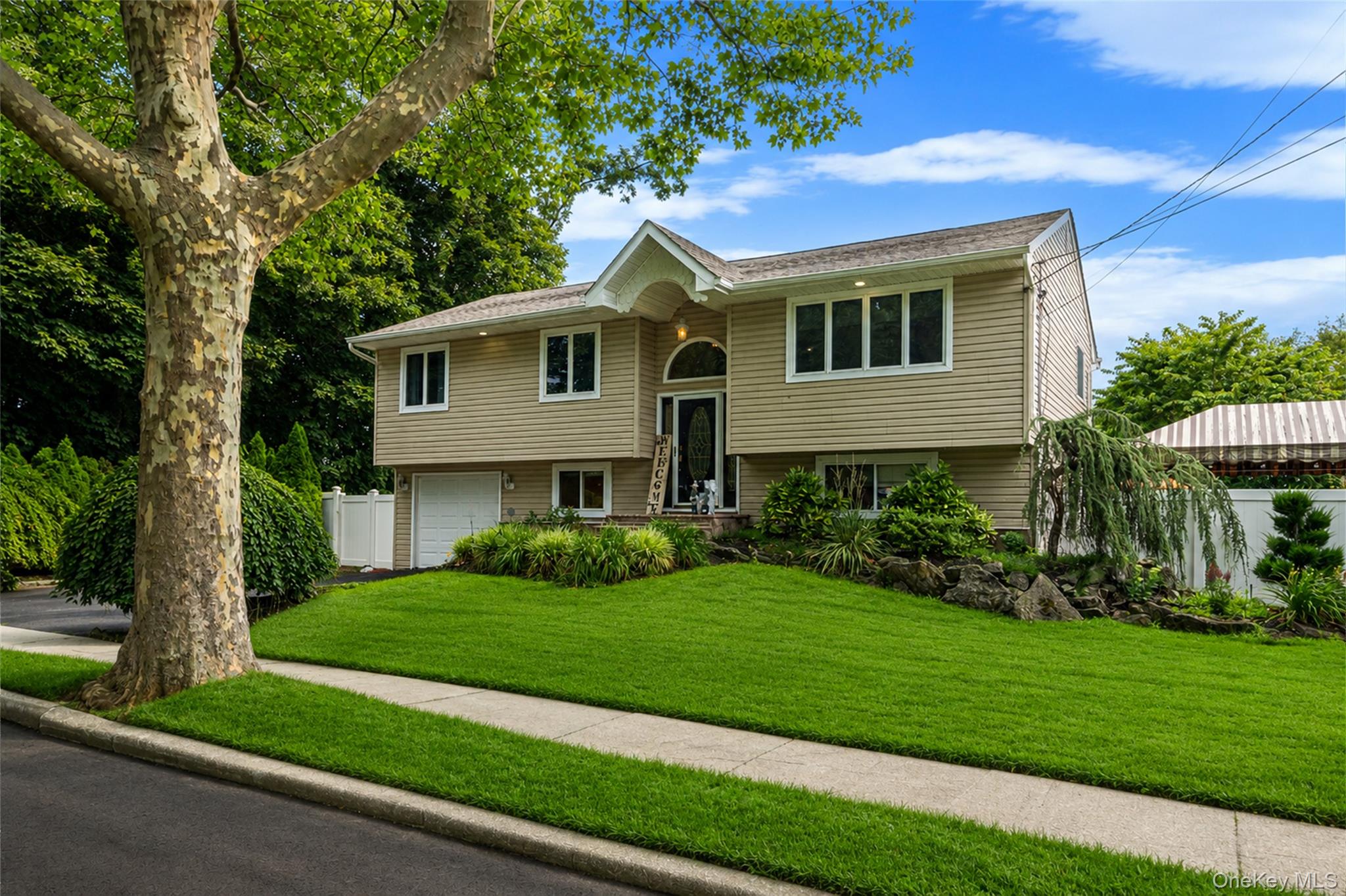 12 Alice Lane Commack, NY 11725 - Photo 37 of 38 Gallery Image 37