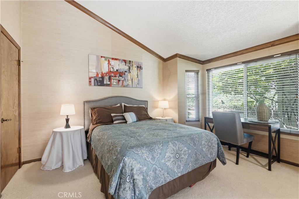 6257 Riviera Circle Long Beach, CA 90815 - Photo 32 of 55