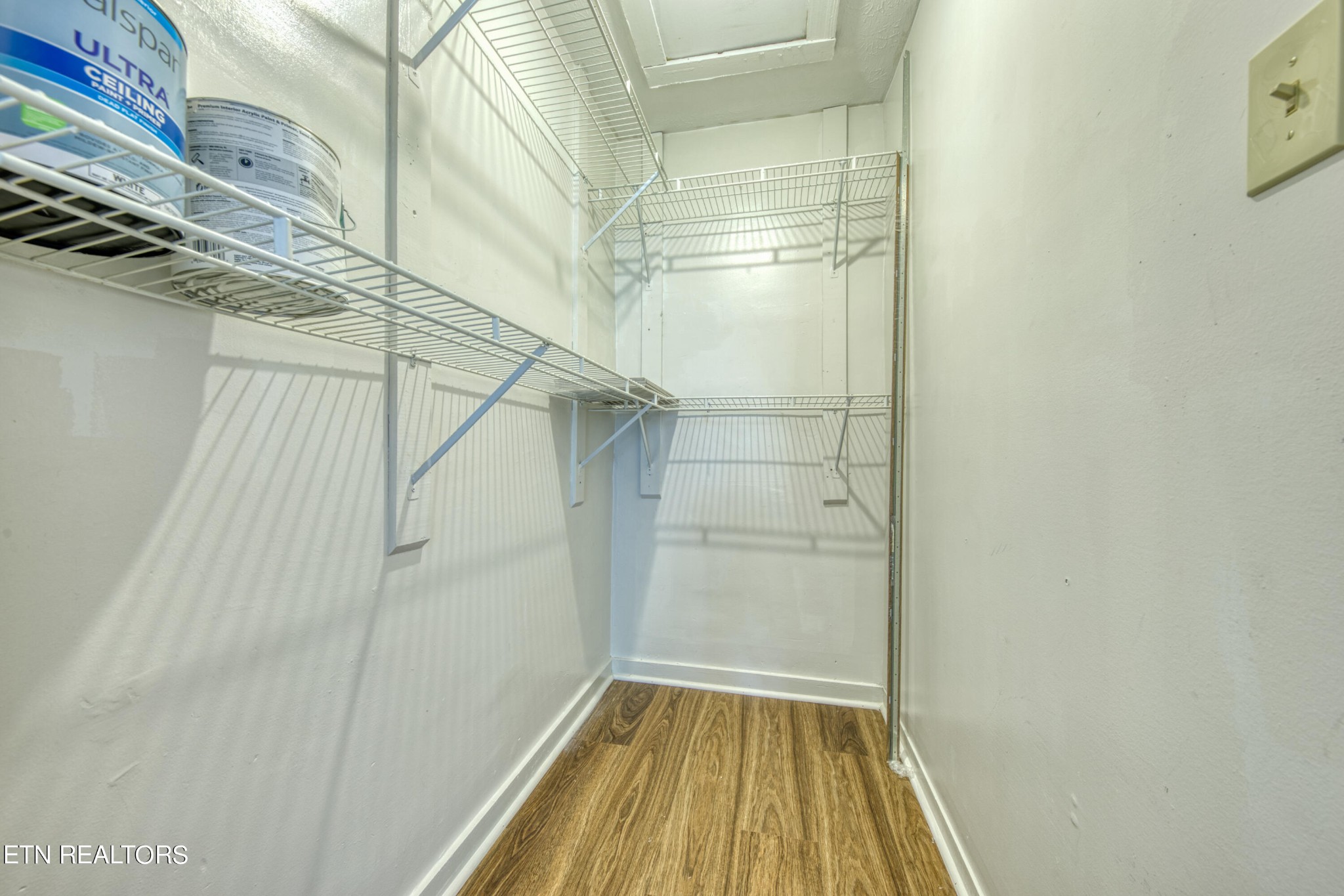 4509 Hillview Road Knoxville, TN 37919 - Photo 10 of 17 Gallery Image 10