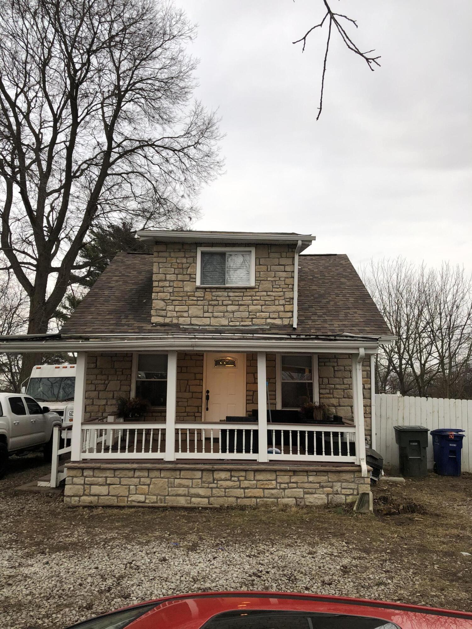 1986 Brown Road Grove City, OH 43123 - Photo 1 of 19 IMG_8033