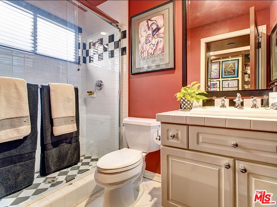 121 Ketch Mall Marina del Rey, CA 90292 - Photo 31 of 39 a bathroom with a sink a toilet and shower