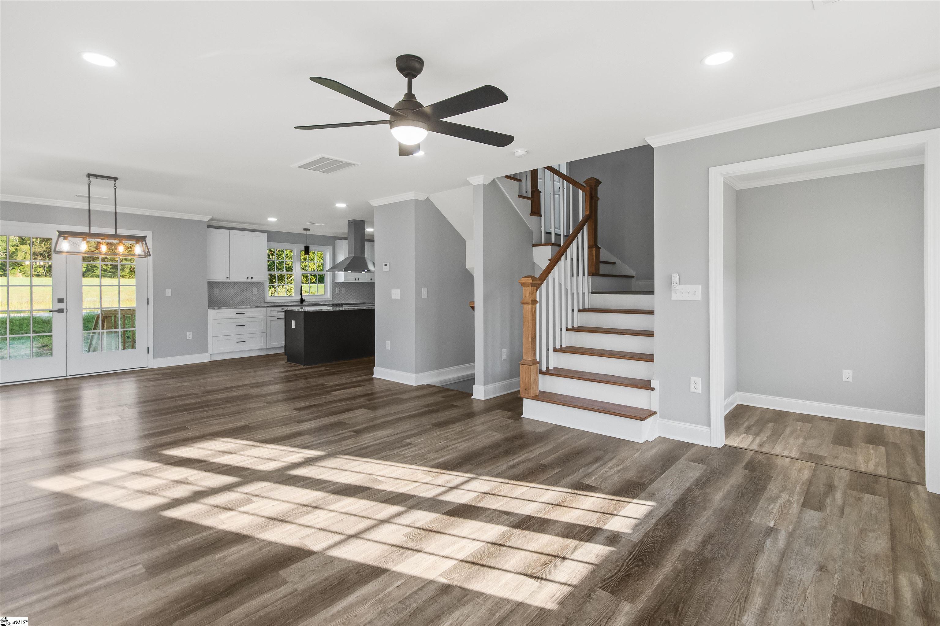 305 Tribble Street Honea Path, SC 29654 - Photo 4 of 28