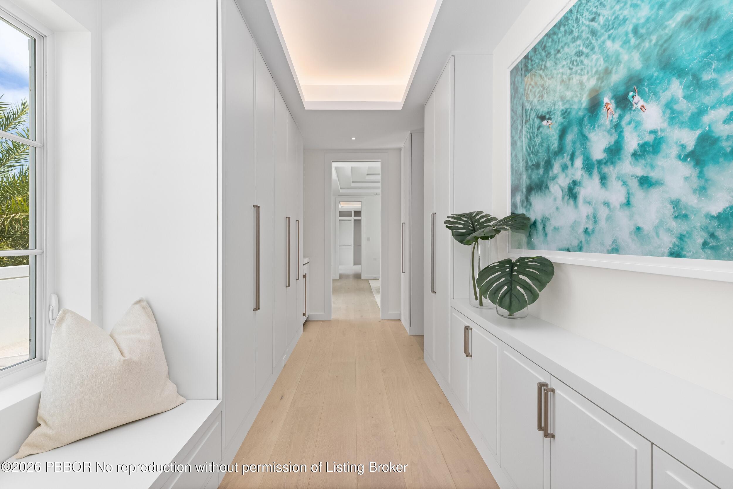 301 Plantation Road Palm Beach, FL 33480 - Photo 54 of 84 Primary Suite Hall