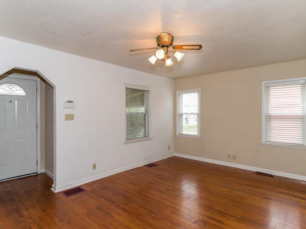 37 South Post Road Indianapolis, IN 46229 - Photo 5 of 17 Gallery Image 5