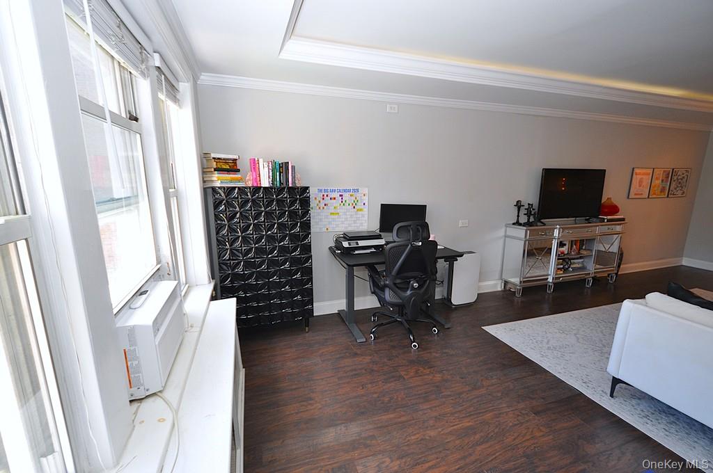 280 Bronxville Road, Unit 4O Bronxville, NY 10708 - Photo 22 of 45