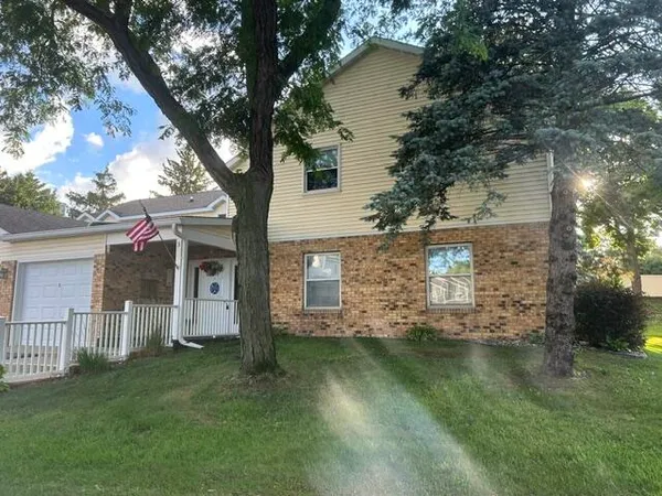 $215,000 | 3514 East Avenue South, Unit A, La Crosse, WI 54601