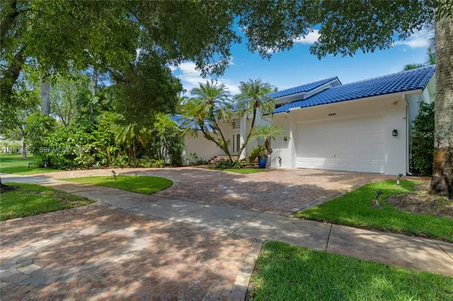 $1,800,000 | 6681 Southwest 155th Avenue, Miami, FL 33193