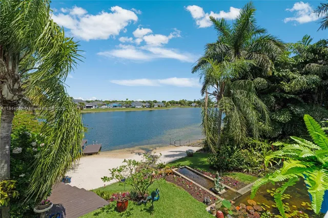 $1,800,000 | 6681 Southwest 155th Avenue, Miami, FL 33193