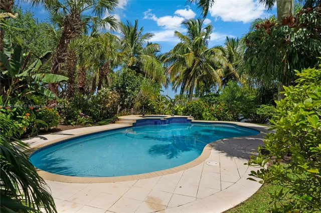 $1,800,000 | 6681 Southwest 155th Avenue, Miami, FL 33193