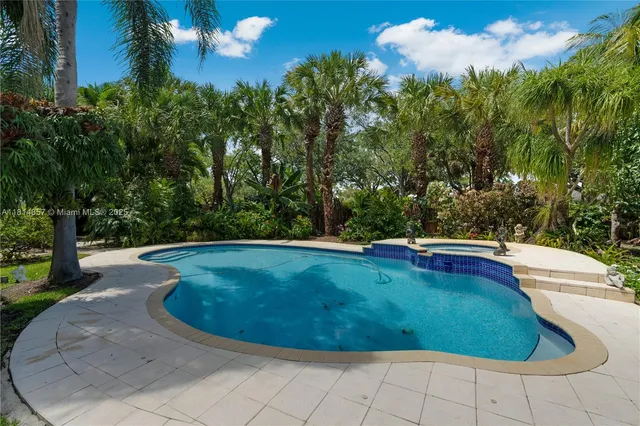 $1,800,000 | 6681 Southwest 155th Avenue, Miami, FL 33193