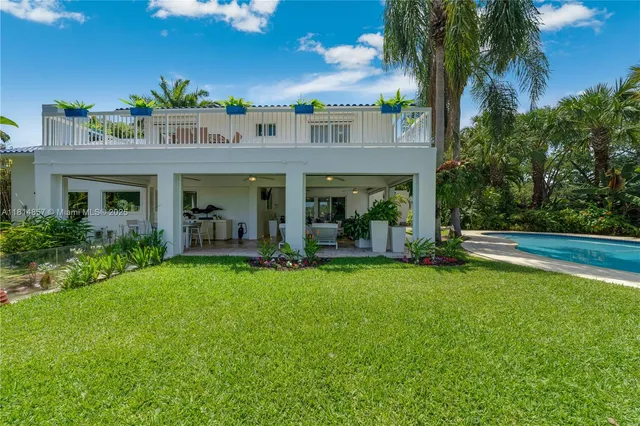 $1,800,000 | 6681 Southwest 155th Avenue, Miami, FL 33193