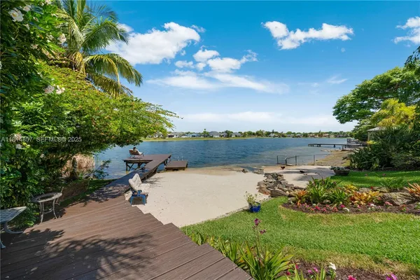 $1,800,000 | 6681 Southwest 155th Avenue, Miami, FL 33193