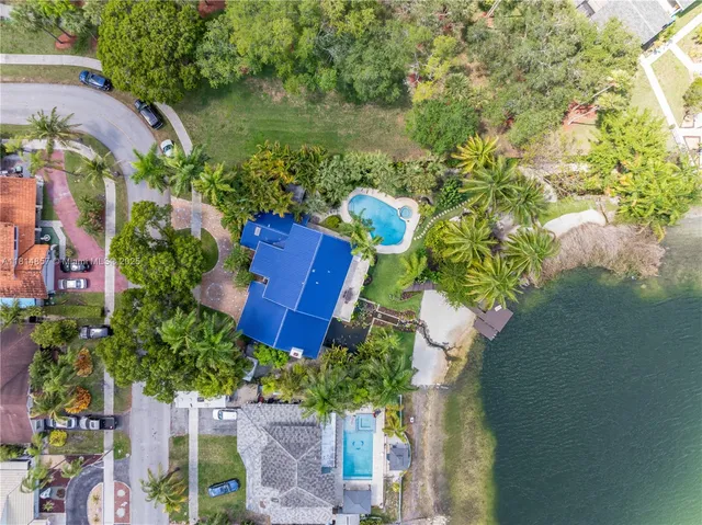 $1,800,000 | 6681 Southwest 155th Avenue, Miami, FL 33193