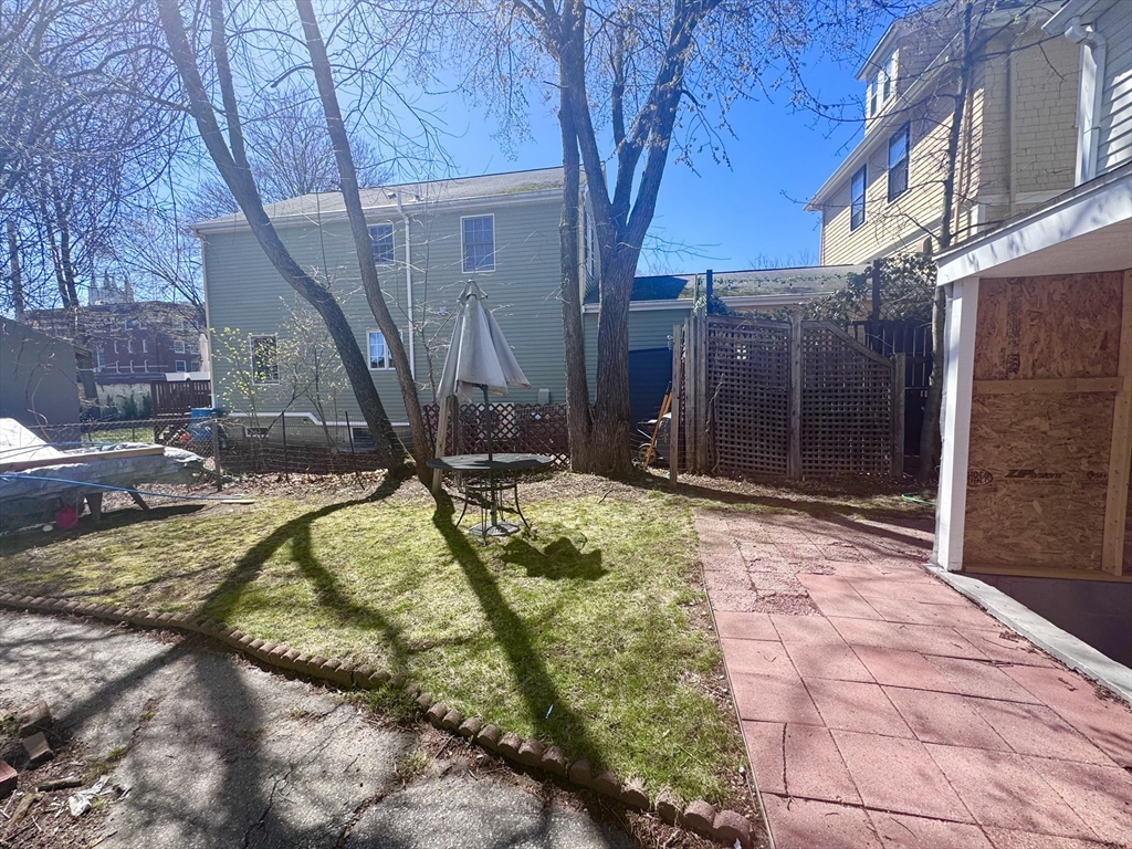 18 Webster Street, Unit 2 Newton, MA 02465 - Photo 4 of 15