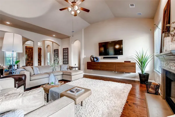 $3,500 | 21817 Agarito Lane, Spicewood, TX 78669