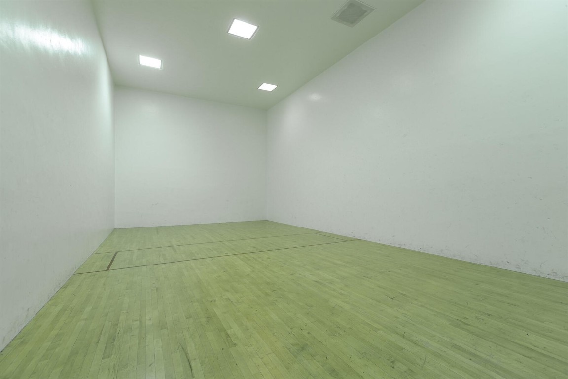 10000 Ryan Gulch Road, Unit G105 Silverthorne, CO 80498 - Photo 36 of 37 View of property's community