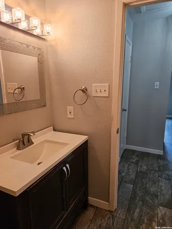 $1,550 | 11750 Spring Life, San Antonio, TX 78249