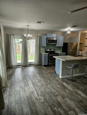 $1,550 | 11750 Spring Life, San Antonio, TX 78249