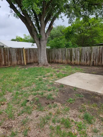 $1,550 | 11750 Spring Life, San Antonio, TX 78249