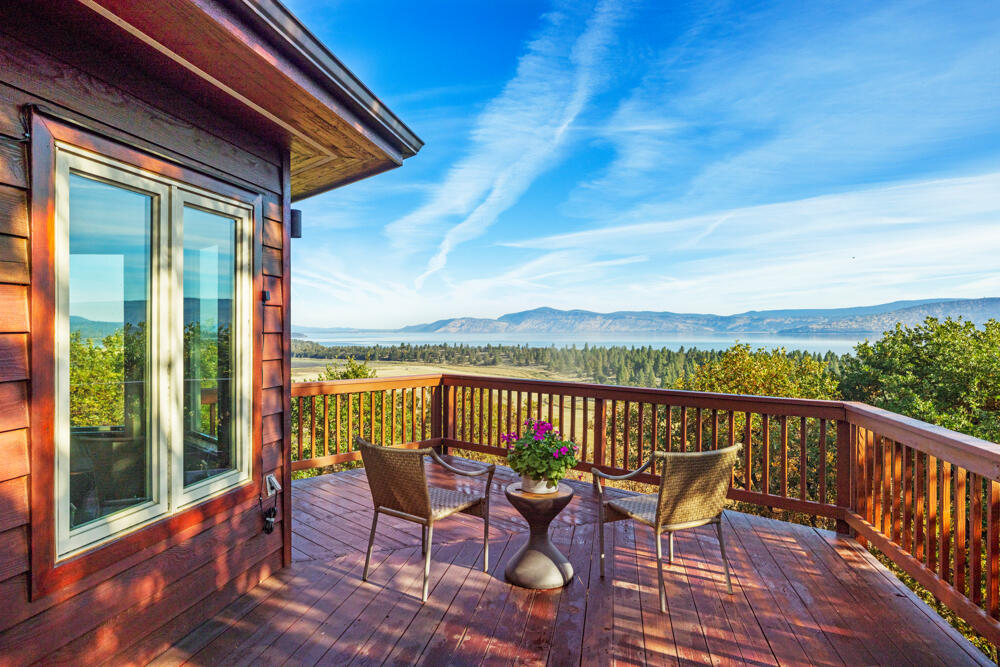 11147 Kestrel Road Klamath Falls, OR 97601 - Photo 3 of 66 View of Mt. Scott and Crater Lake, Klamath Lake and more!