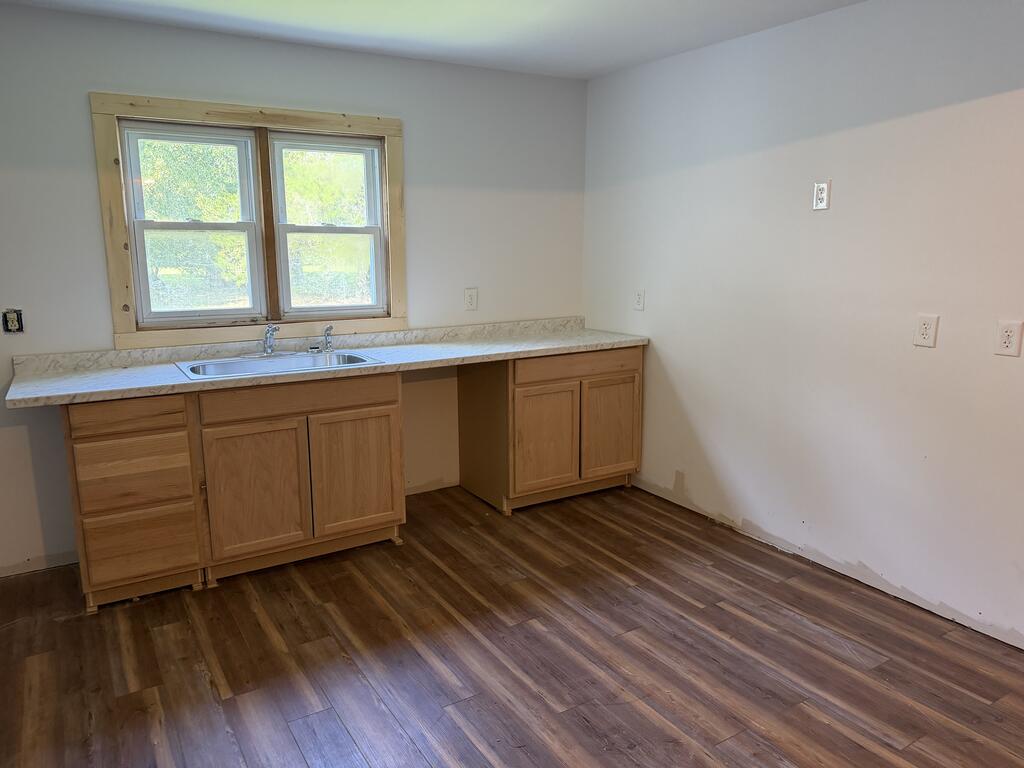 20025 Metompkin Road Parksley, VA 23421 - Photo 11 of 12 Gallery Image 11