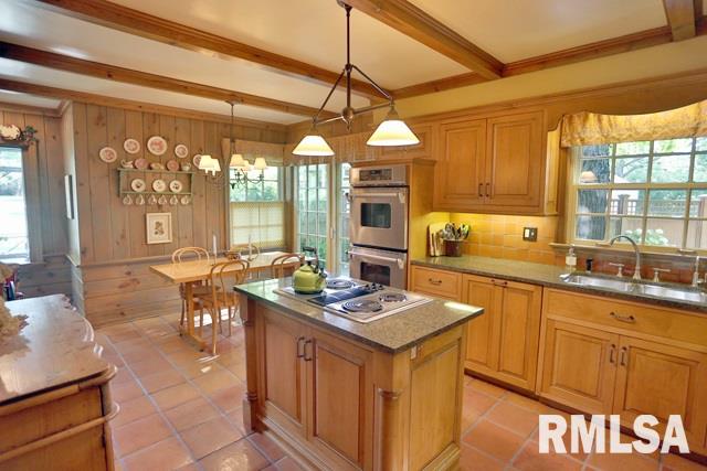 387 East High Point Road Peoria, IL 61614 - Photo 13 of 36 Gallery Image 13