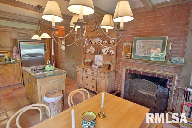387 East High Point Road Peoria, IL 61614 - Photo 16 of 36 Gallery Image 16
