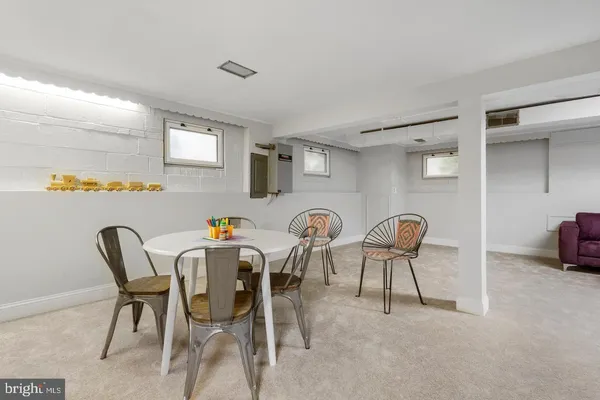 $4,200 | 111 Falls Avenue, Falls Church, VA 22046