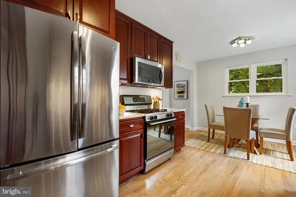 $4,200 | 111 Falls Avenue, Falls Church, VA 22046