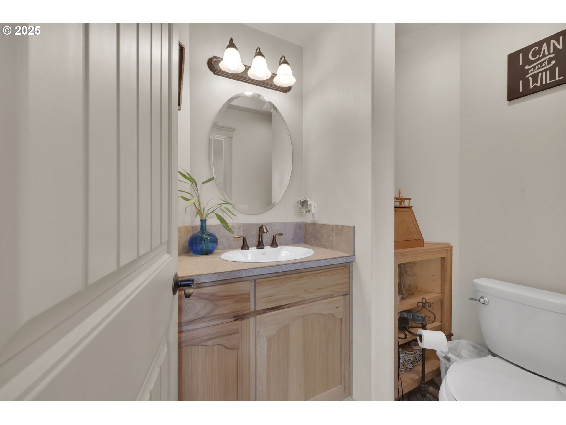 91375 Marcola Road Springfield, OR 97478 - Photo 18 of 42 Bathroom