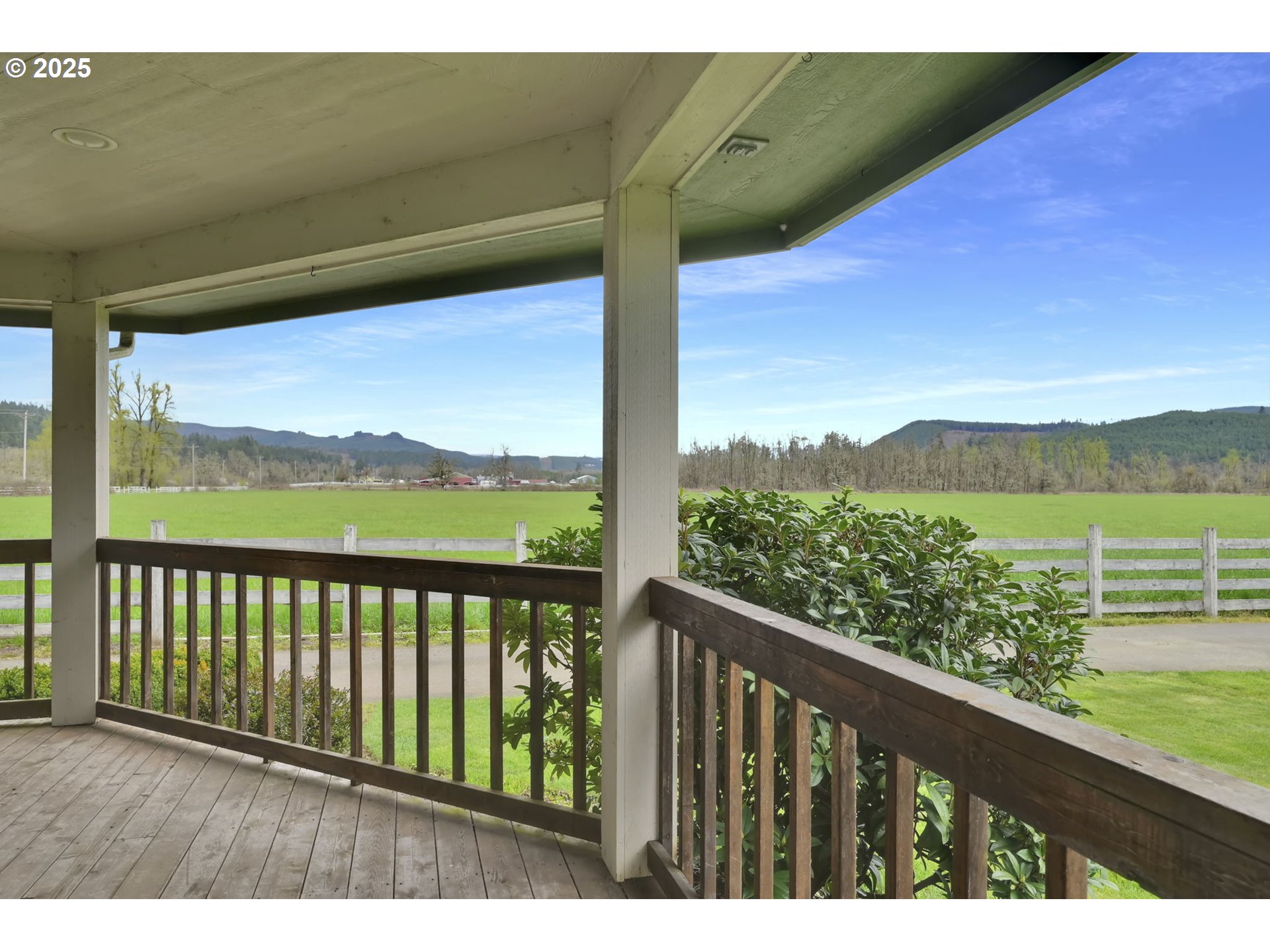 91375 Marcola Road Springfield, OR 97478 - Photo 30 of 42 Patio
