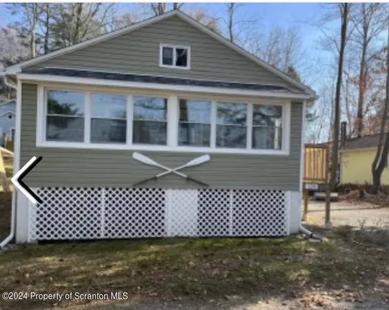 $1,350 | 124 1st Street, Tunkhannock, PA 18657