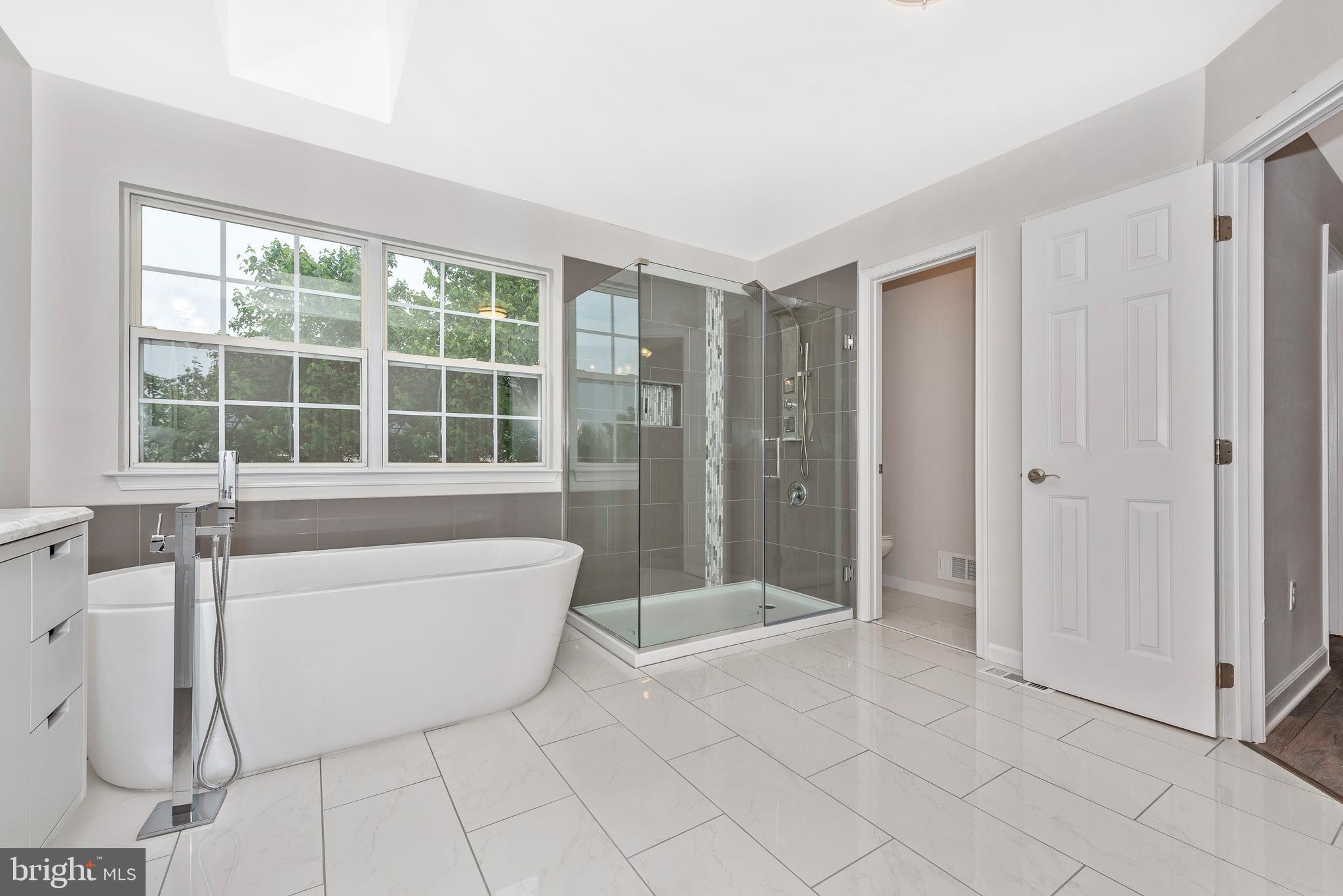 614 Hunting Ridge Drive Frederick, MD 21703 - Photo 24 of 37 Custom Master Bathroom