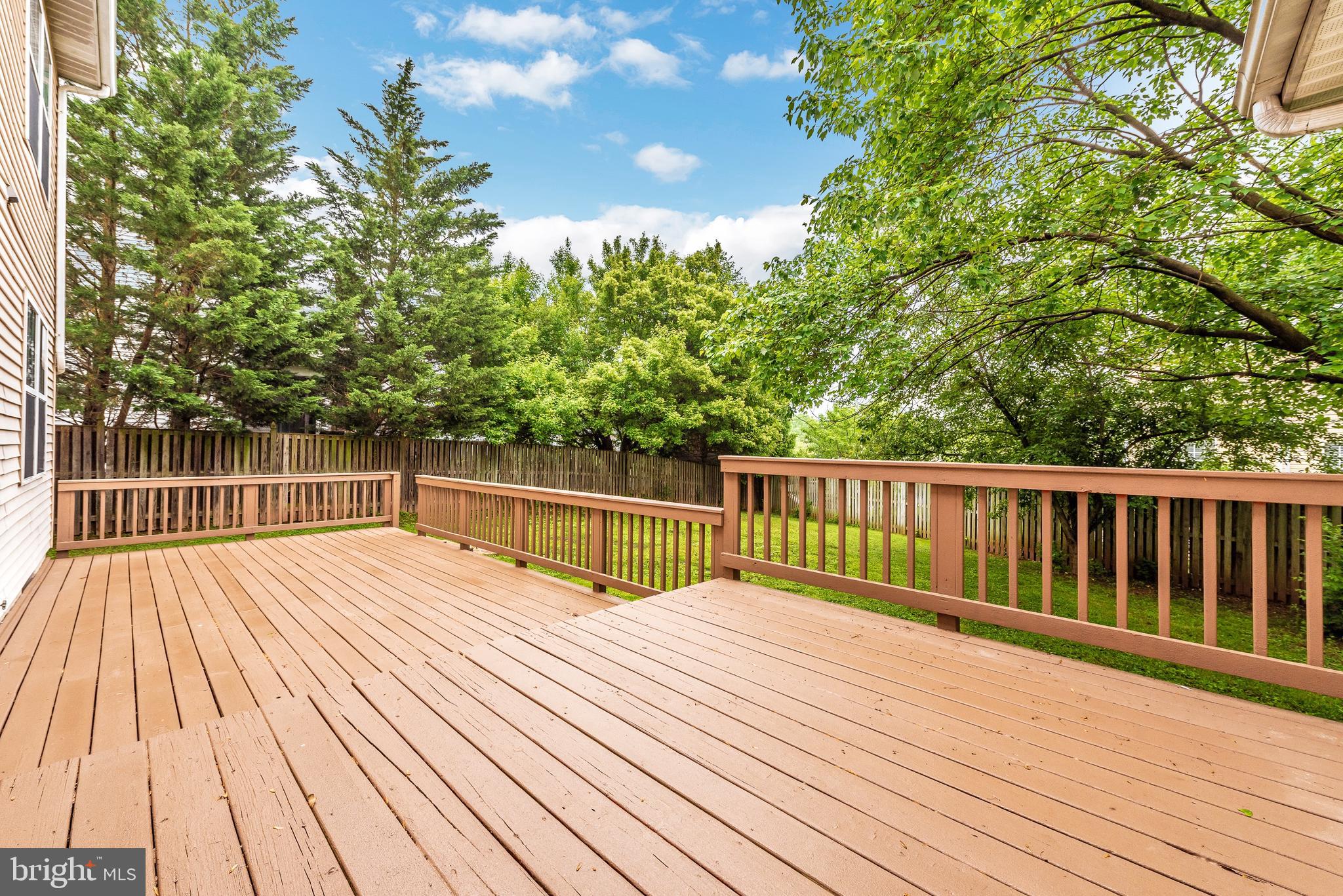 614 Hunting Ridge Drive Frederick, MD 21703 - Photo 34 of 37 HUGE 2 Level Deck