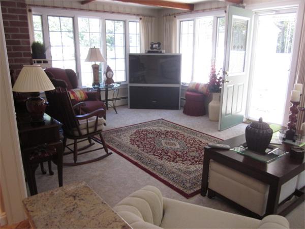 9 Burton Road Burlington, MA 01803 - Photo 15 of 30 Gallery Image 15