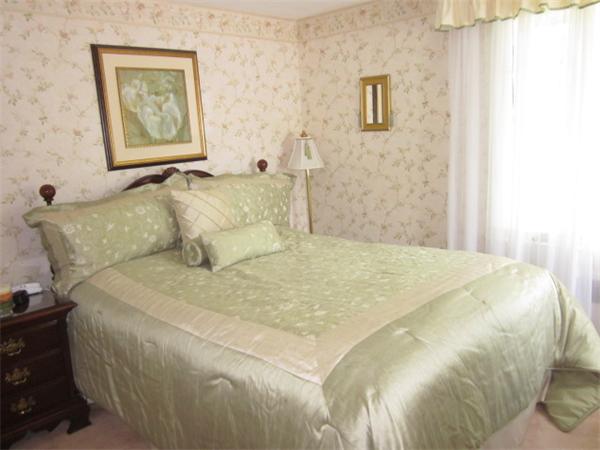9 Burton Road Burlington, MA 01803 - Photo 20 of 30 Gallery Image 20