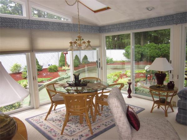 9 Burton Road Burlington, MA 01803 - Photo 8 of 30 Gallery Image 8