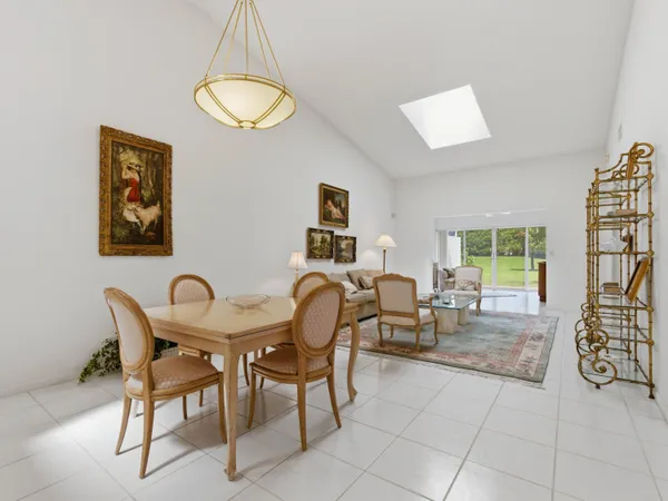 a view of a livingroom with furniture window and outside view