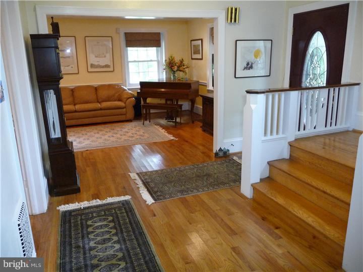 115 Edgewood Road Ardmore, PA 19003 - Photo 2 of 25 Foyer