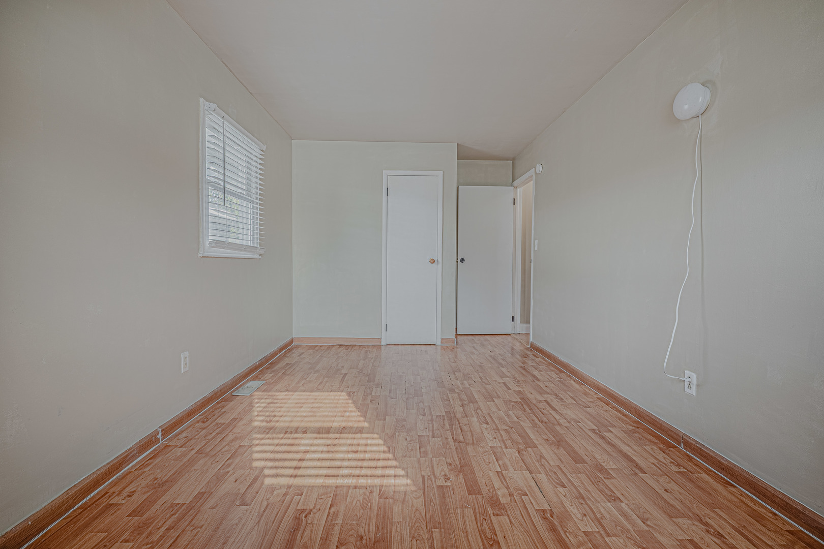 2513 20th Street Zion, IL 60099 - Photo 13 of 22