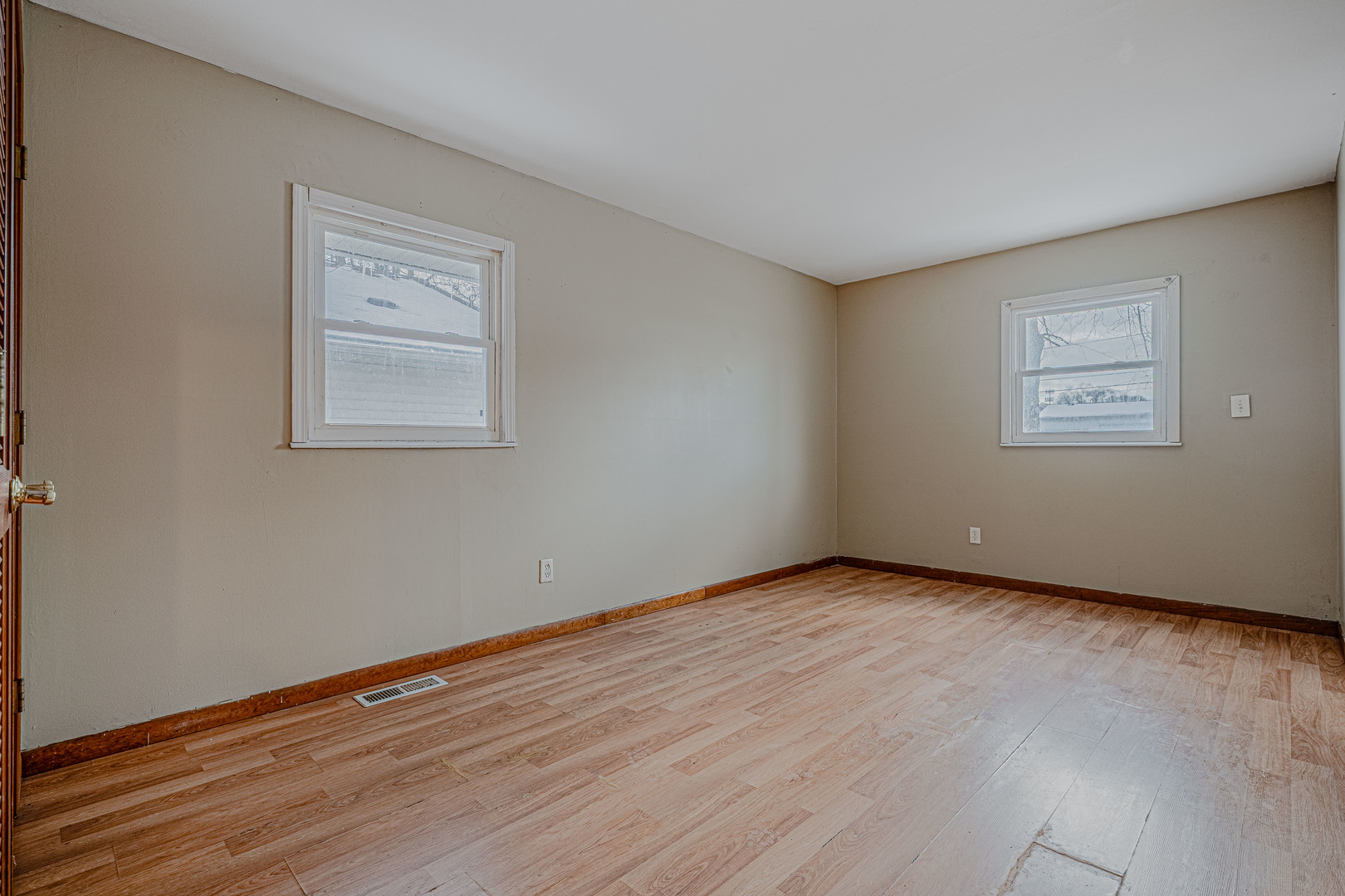 2513 20th Street Zion, IL 60099 - Photo 9 of 22