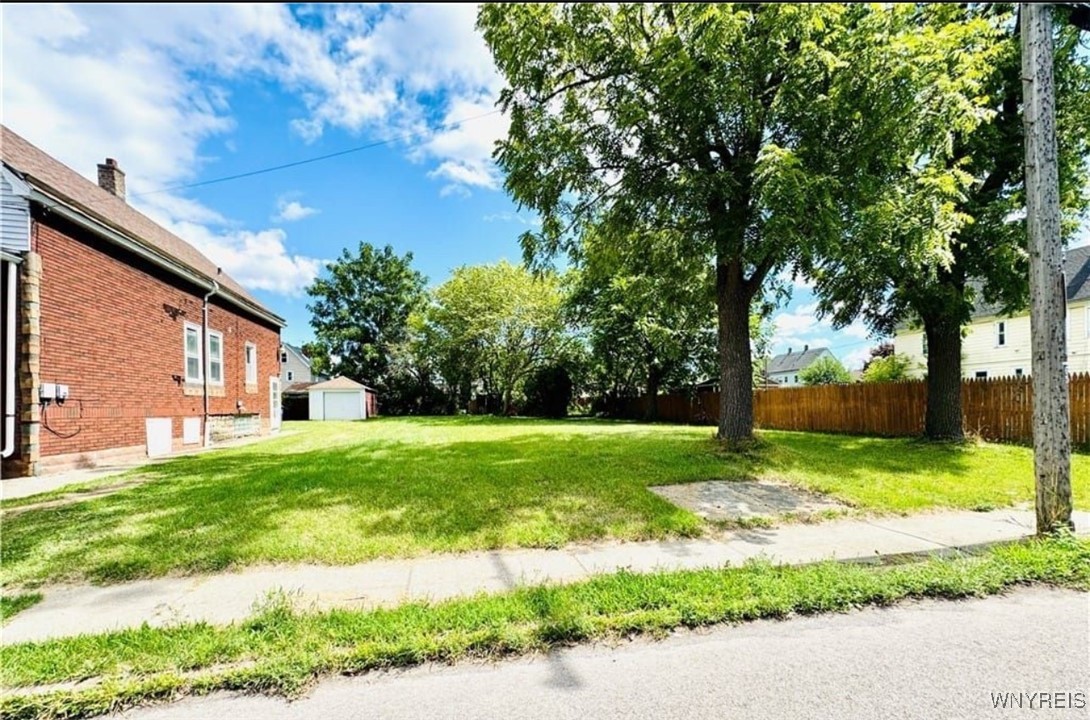 67 Greene Street Buffalo, NY 14206 - Photo 2 of 3
