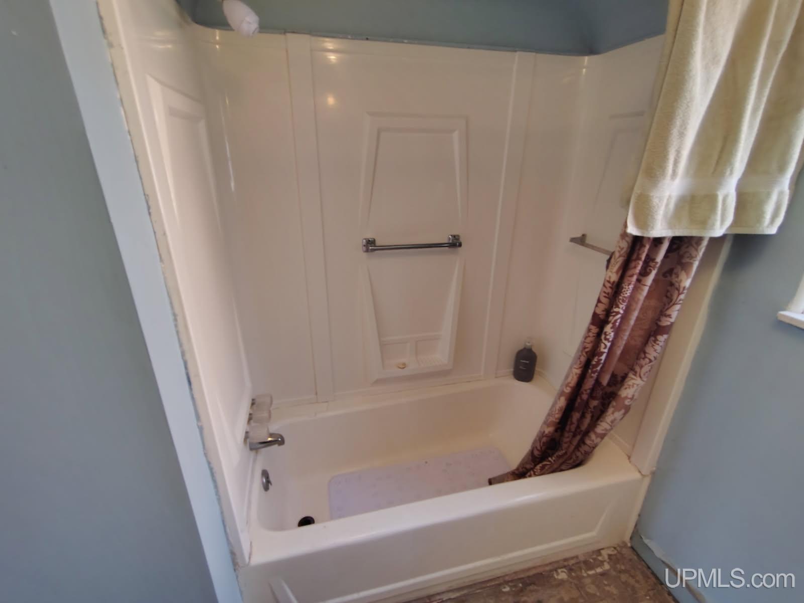 415 Birch Street Munising, MI 49862 - Photo 11 of 62