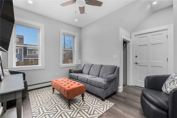 $3,500 | 10 Braman Street, Unit 1, Newport, RI 02840