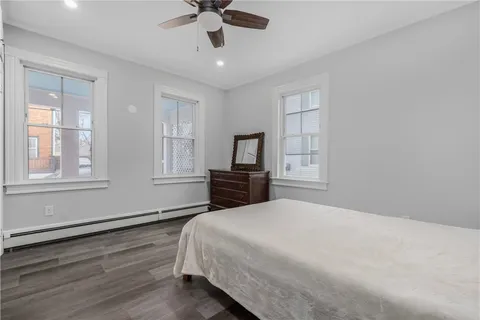 $3,500 | 10 Braman Street, Unit 1, Newport, RI 02840