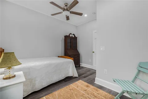 $3,500 | 10 Braman Street, Unit 1, Newport, RI 02840