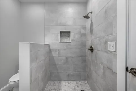 $3,500 | 10 Braman Street, Unit 1, Newport, RI 02840