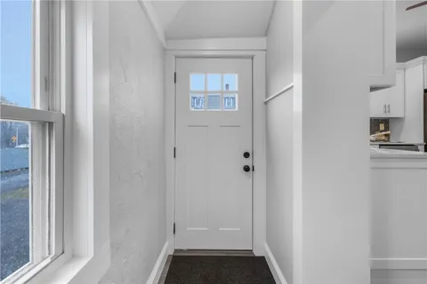$3,500 | 10 Braman Street, Unit 1, Newport, RI 02840
