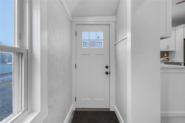 $3,500 | 10 Braman Street, Unit 1, Newport, RI 02840