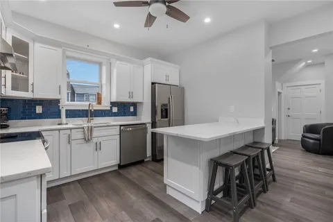 $3,500 | 10 Braman Street, Unit 1, Newport, RI 02840